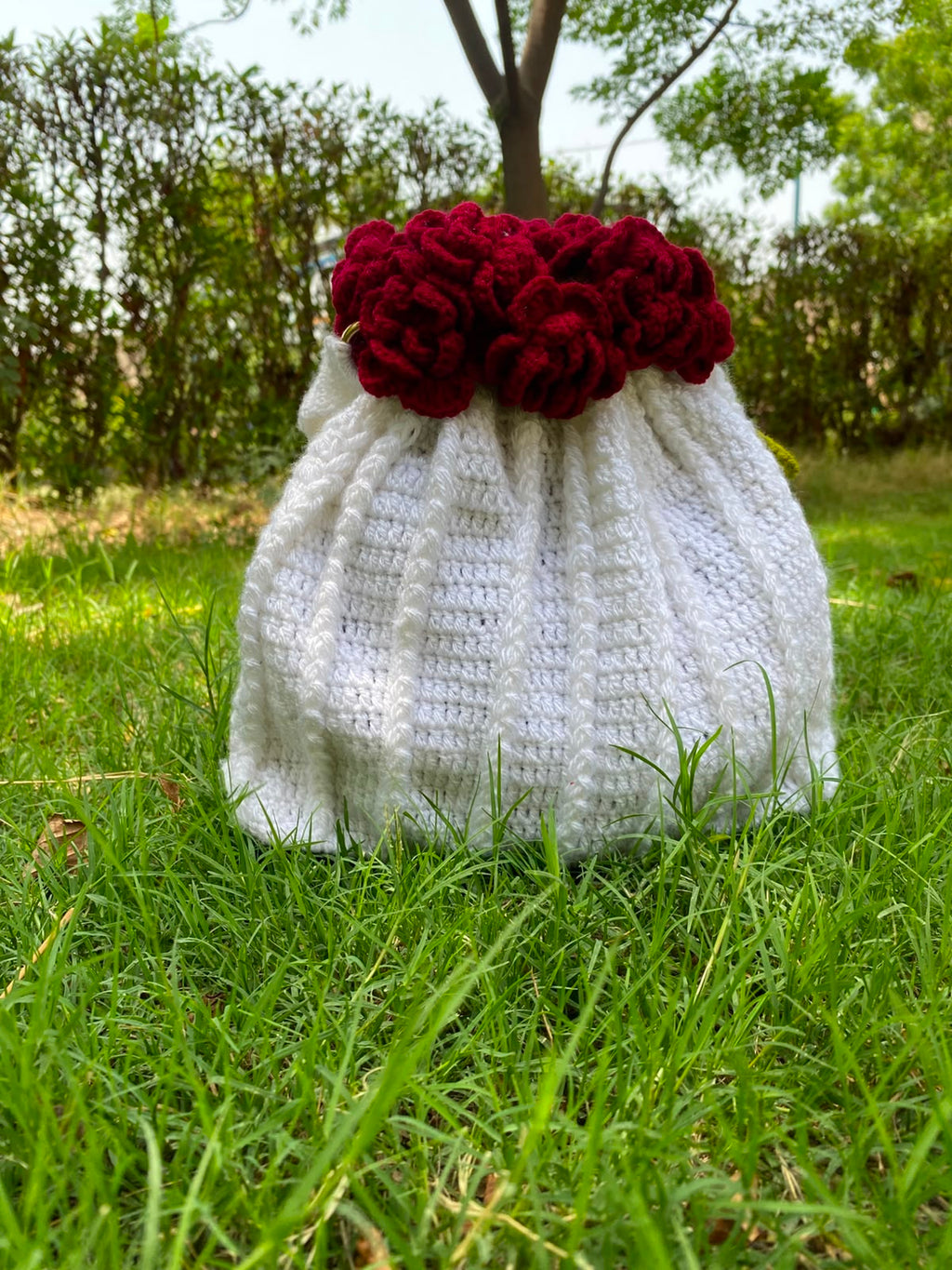 Bouquet Crochet Bag with Pearl & Chain Strap